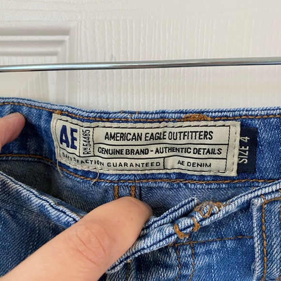 American Eagle Outfitters Jean Shorts - Picture 2 of 3